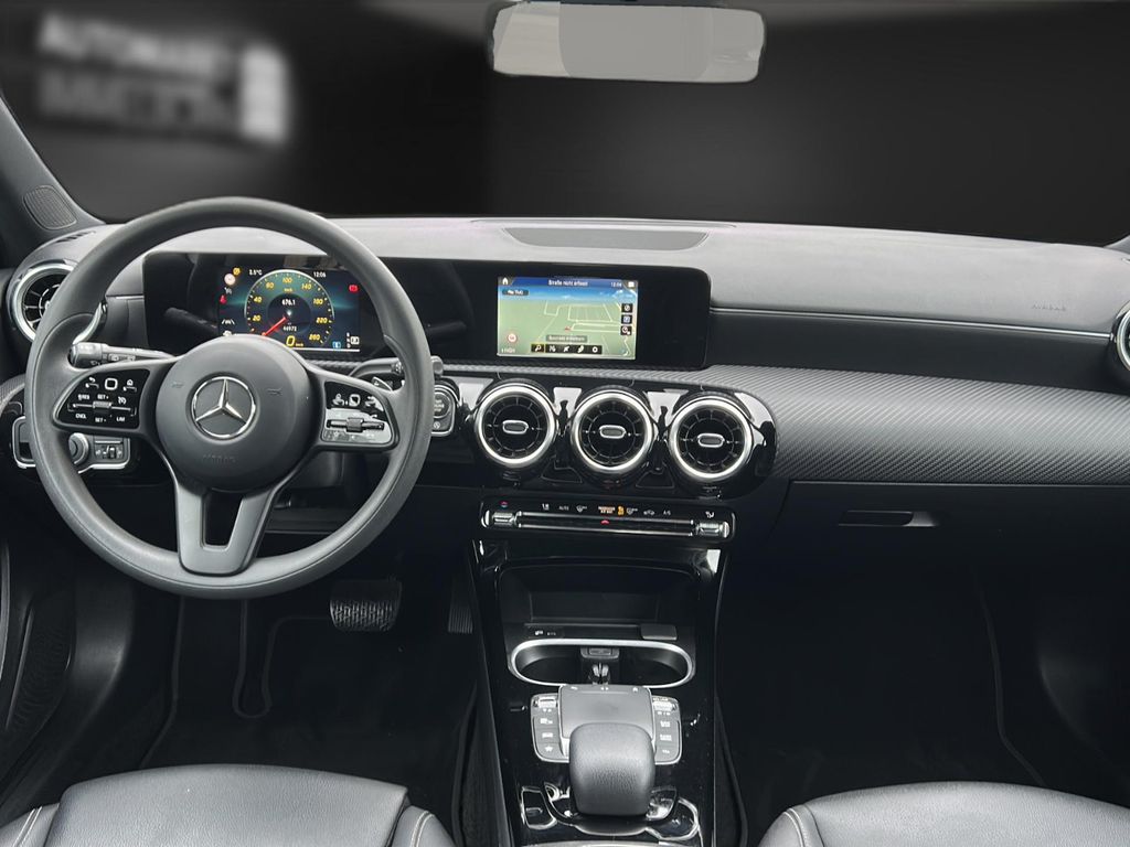 Mercedes-Benz A 180 2022