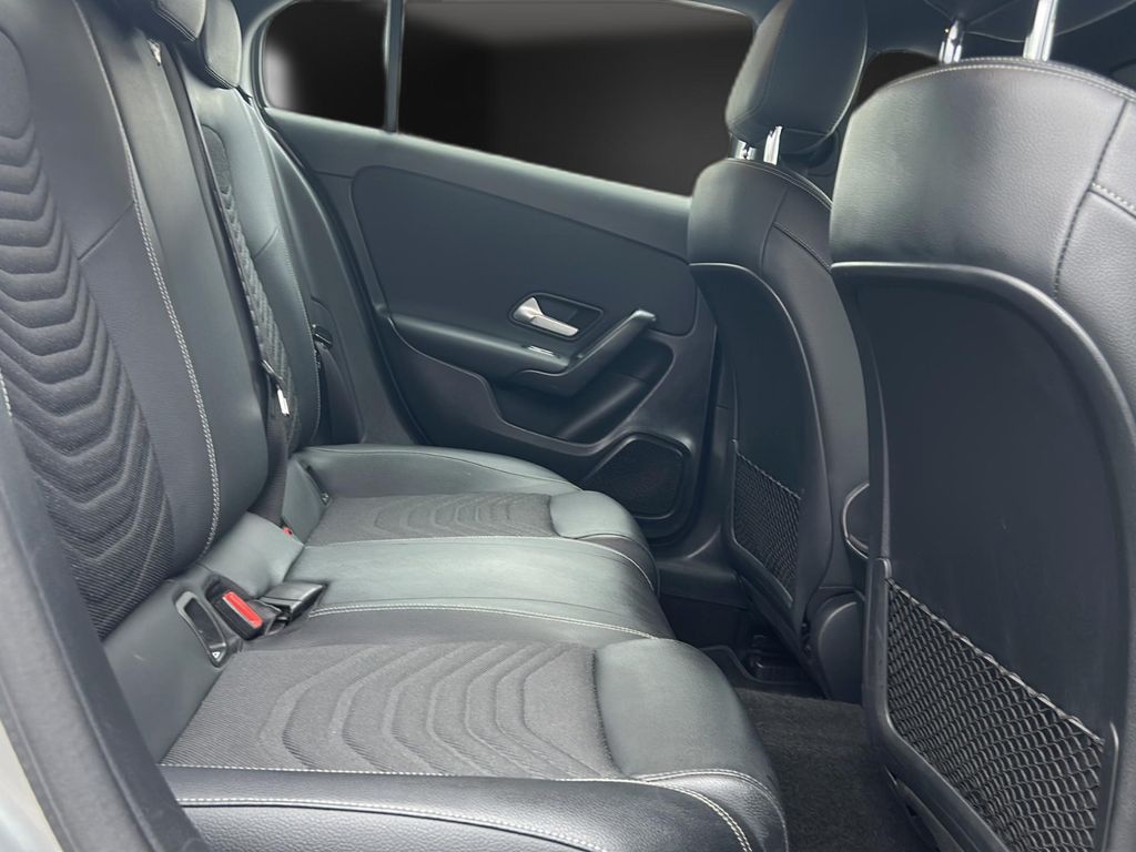 Mercedes-Benz A 180 2022