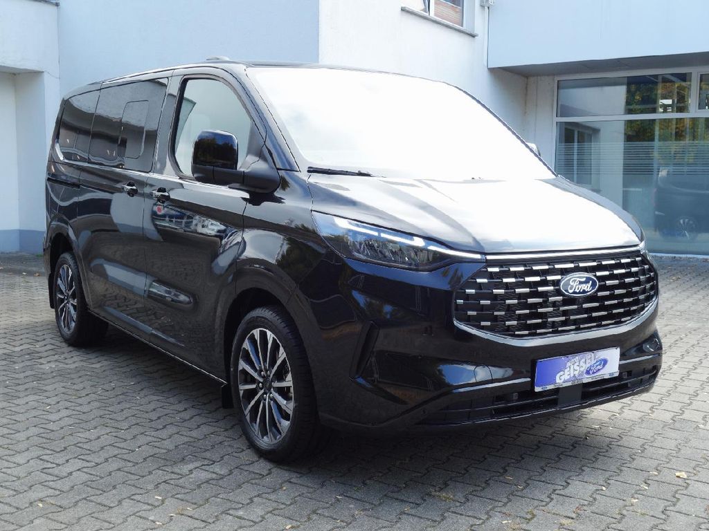 Ford Tourneo Custom 2025