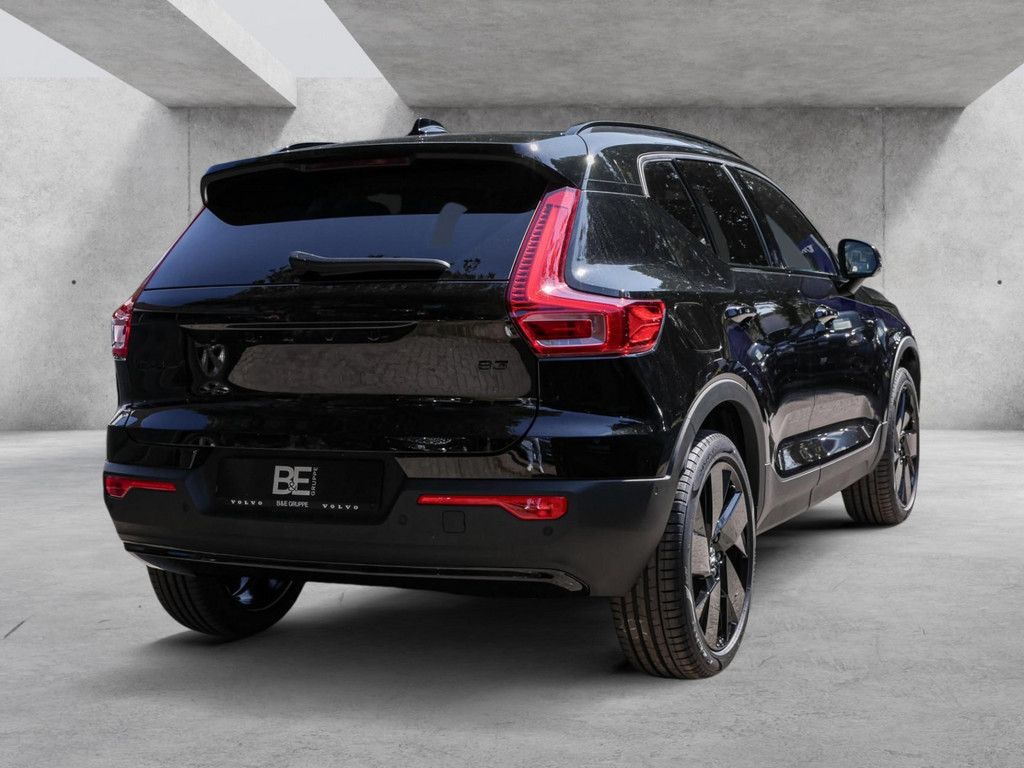 Volvo XC40 2025