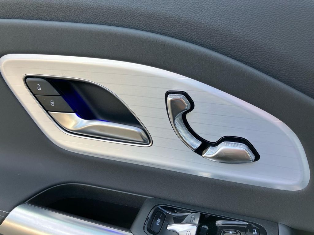 Mercedes-Benz CLA 250 2025