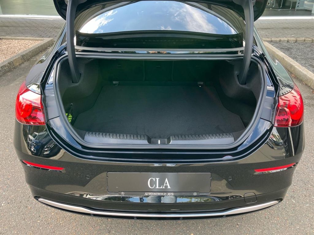 Mercedes-Benz CLA 250 2025