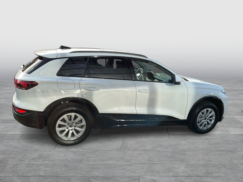 Audi Q6 e-tron 2025
