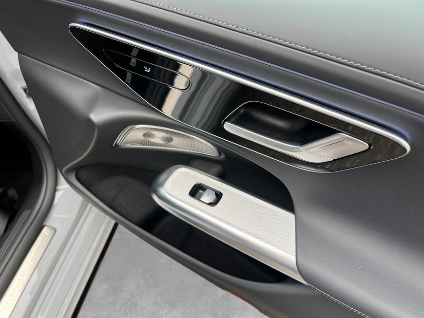 Mercedes-Benz E 300 2024