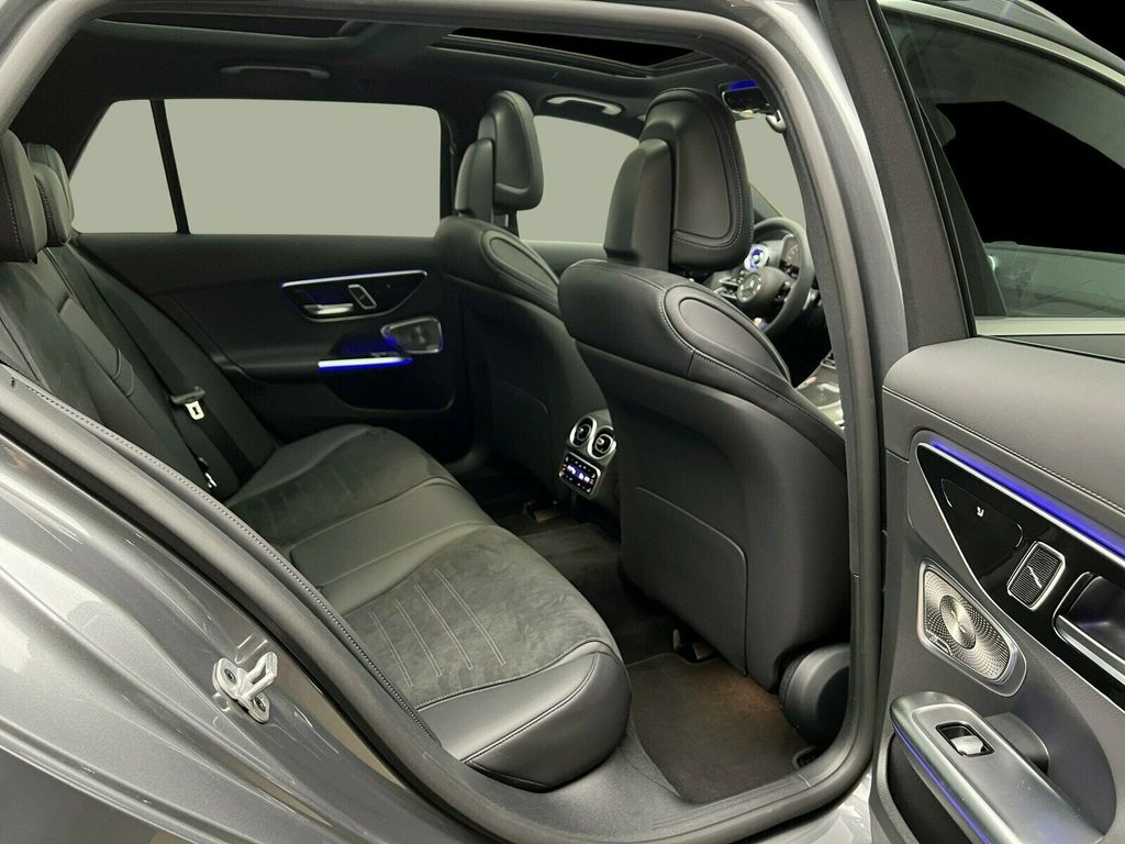 Mercedes-Benz C 220 2025