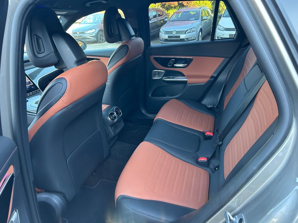 Mercedes-Benz GLC 300 2023