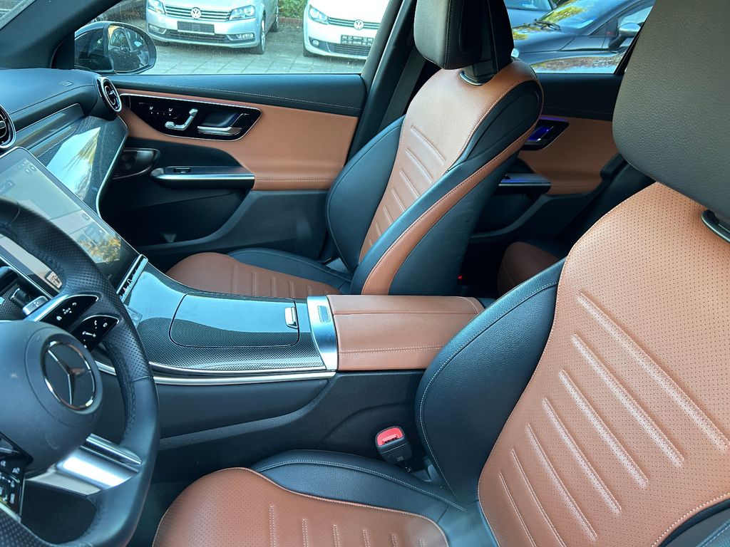 Mercedes-Benz GLC 300 2023