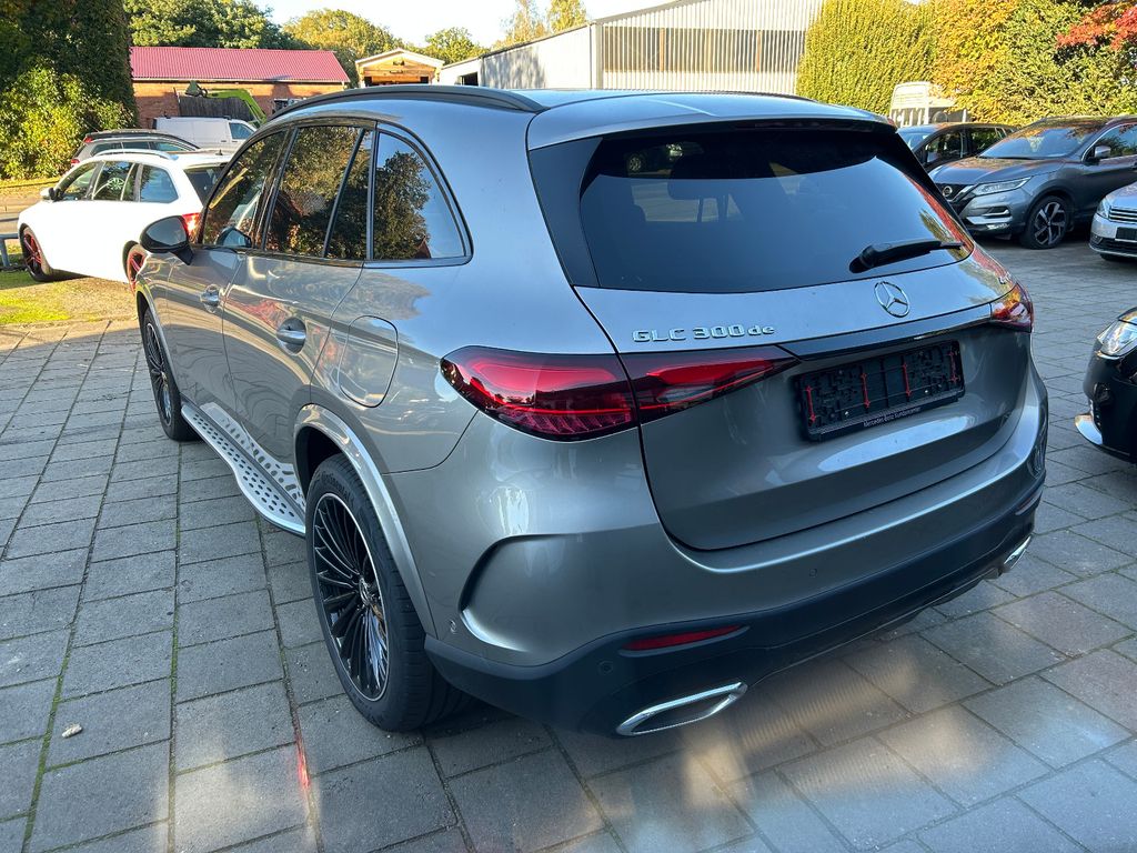 Mercedes-Benz GLC 300 2023