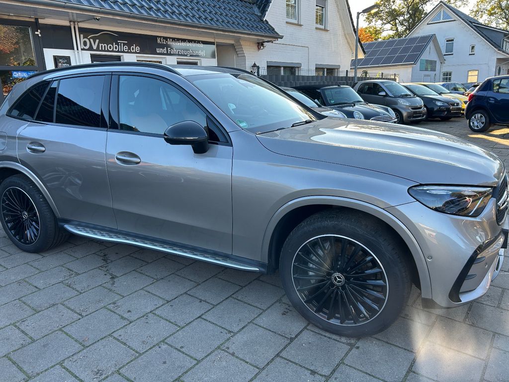 Mercedes-Benz GLC 300 2023