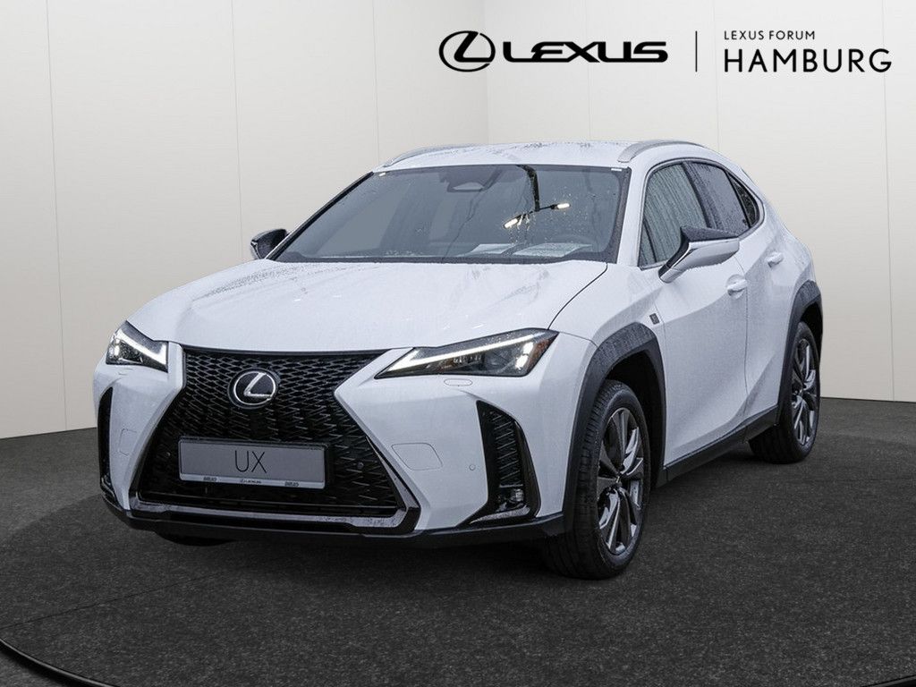 Lexus UX 2025