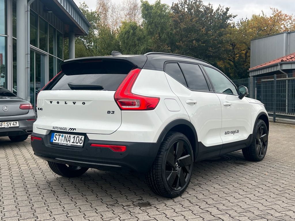 Volvo XC40 2025