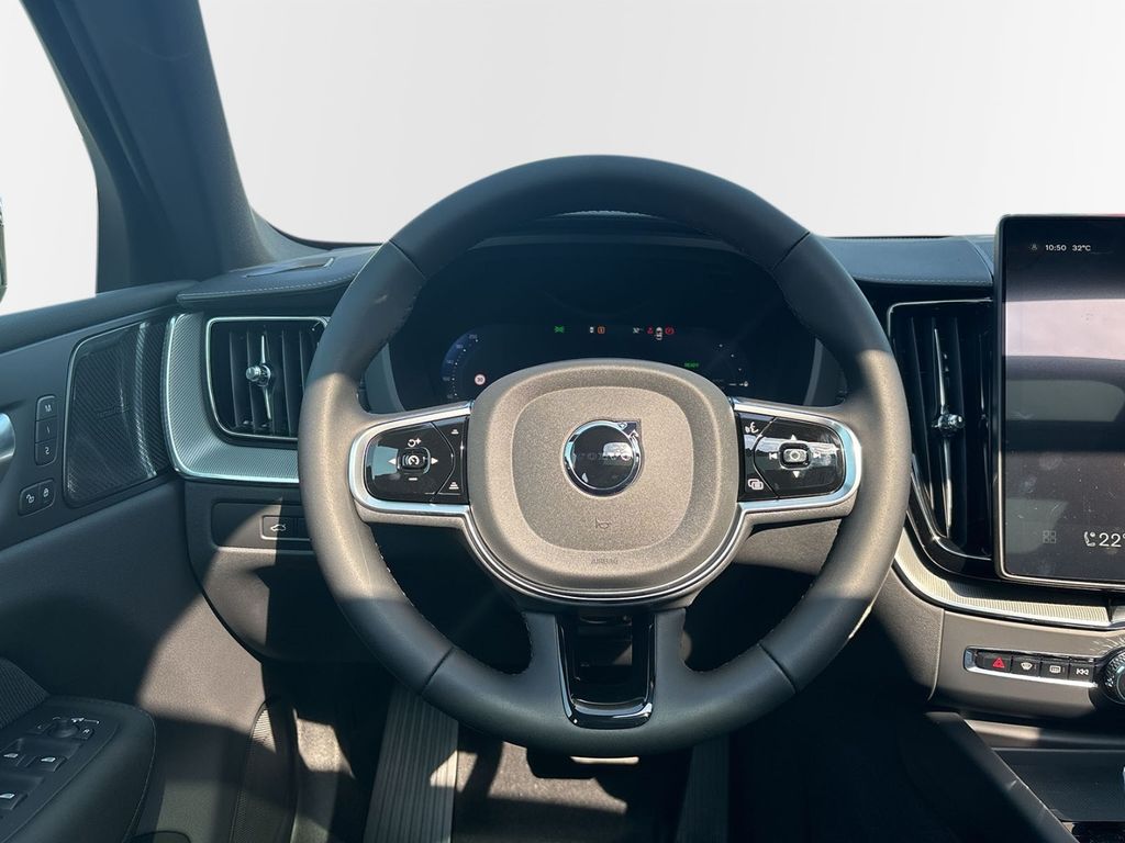 Volvo XC60 2025