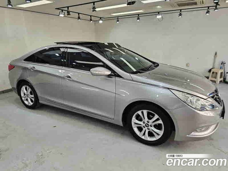 Hyundai Sonata 2010