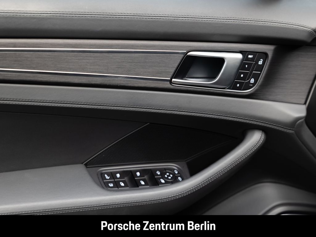 Porsche Panamera 2022