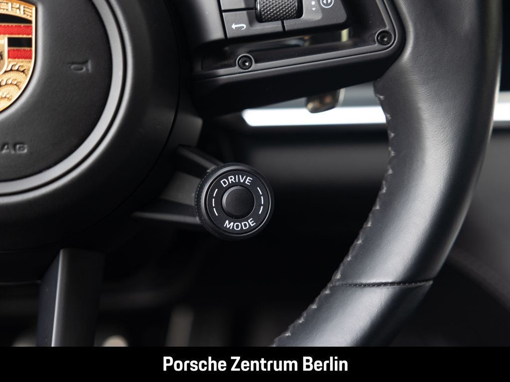 Porsche Panamera 2022