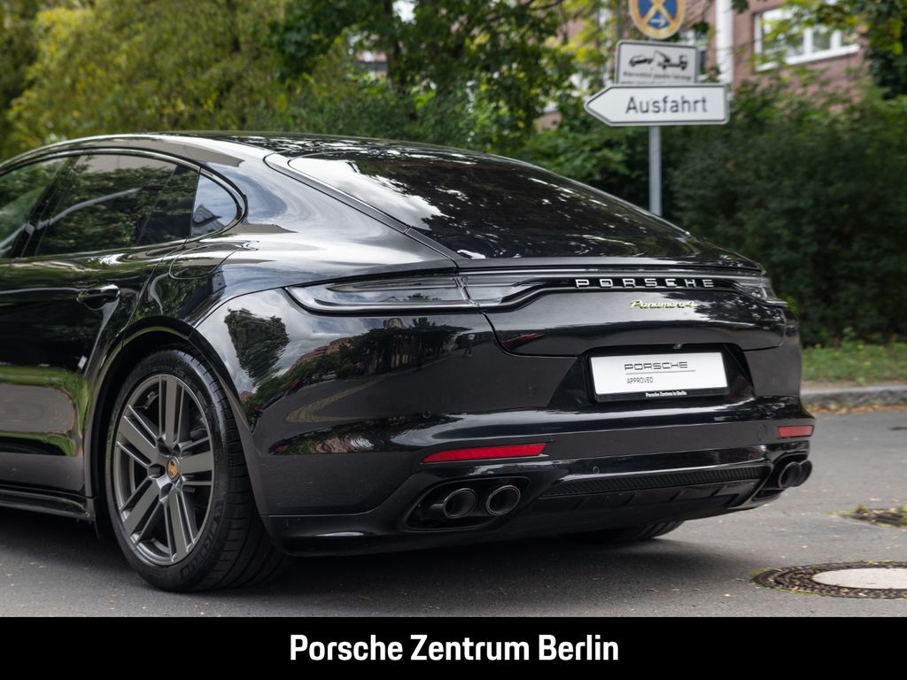 Porsche Panamera 2022