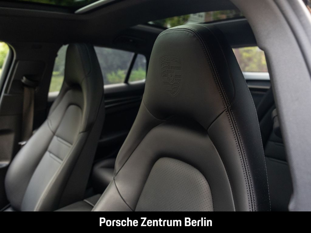 Porsche Panamera 2022