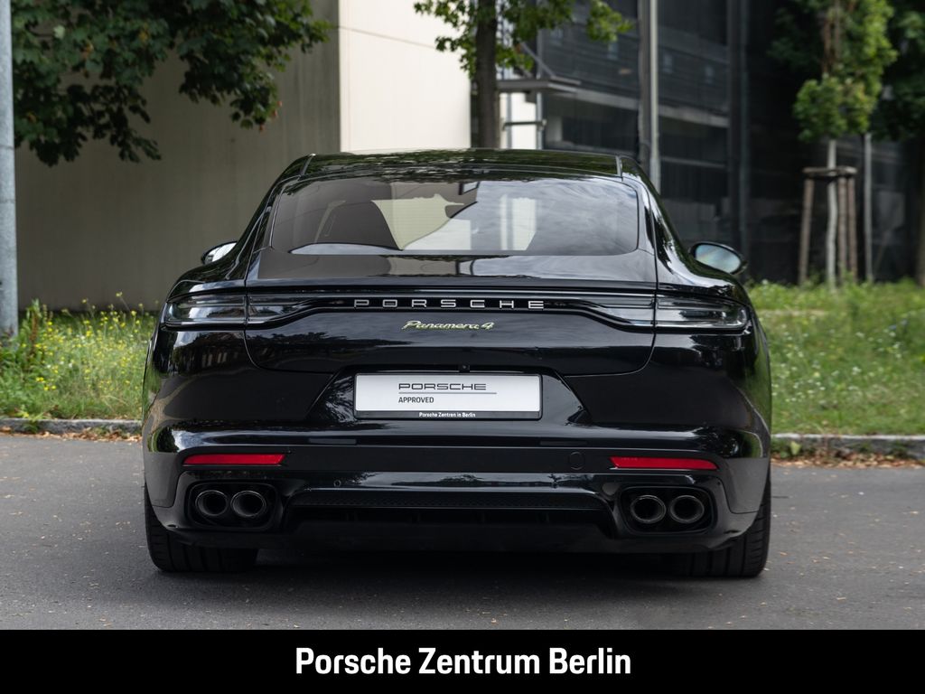 Porsche Panamera 2022