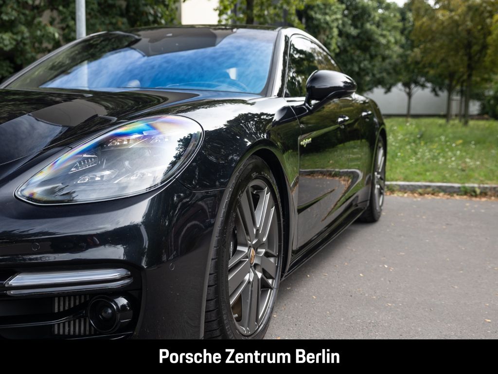 Porsche Panamera 2022