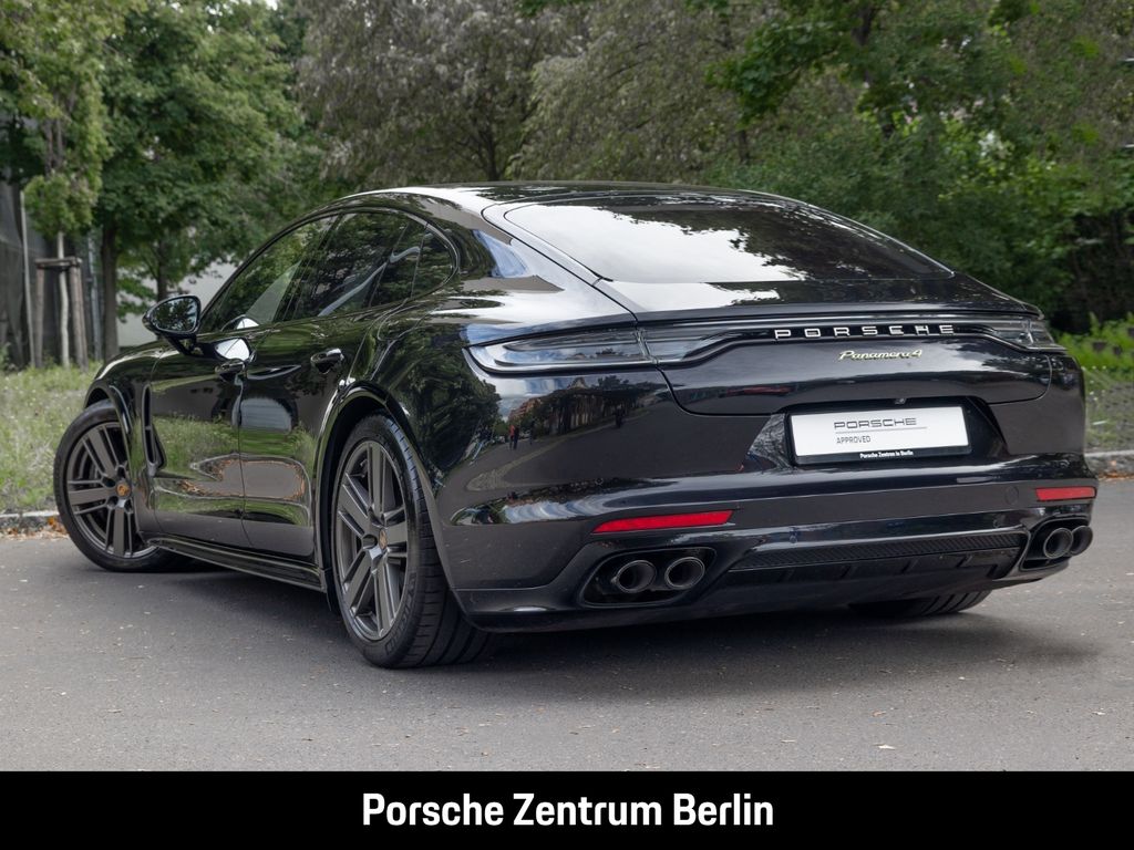 Porsche Panamera 2022