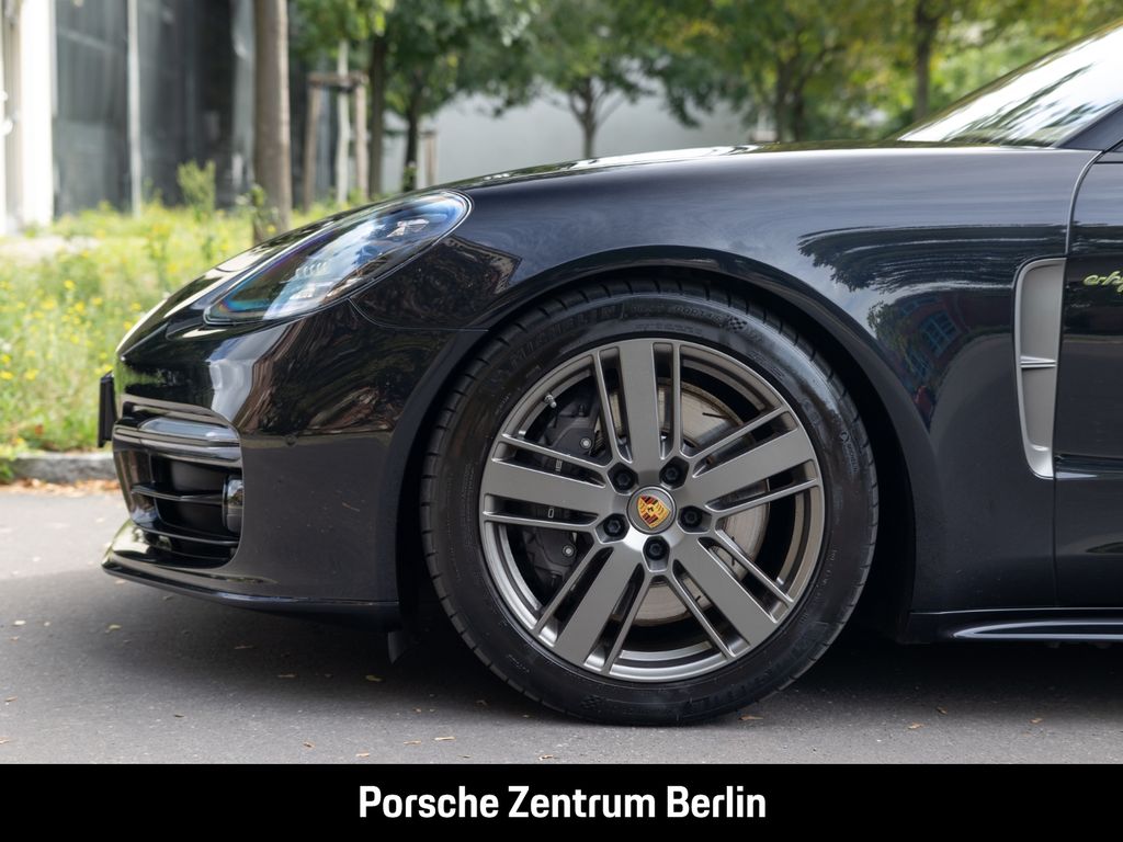 Porsche Panamera 2022