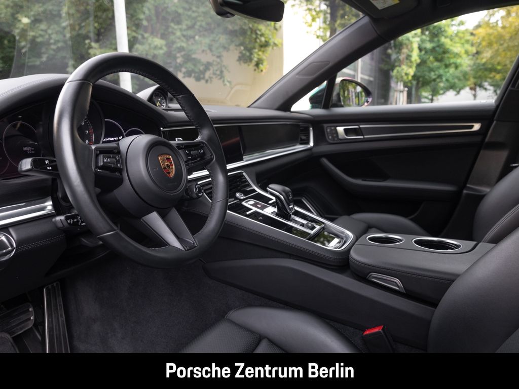 Porsche Panamera 2022