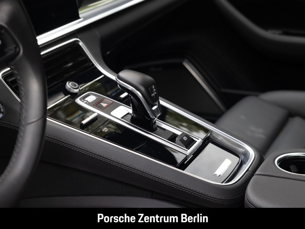 Porsche Panamera 2022