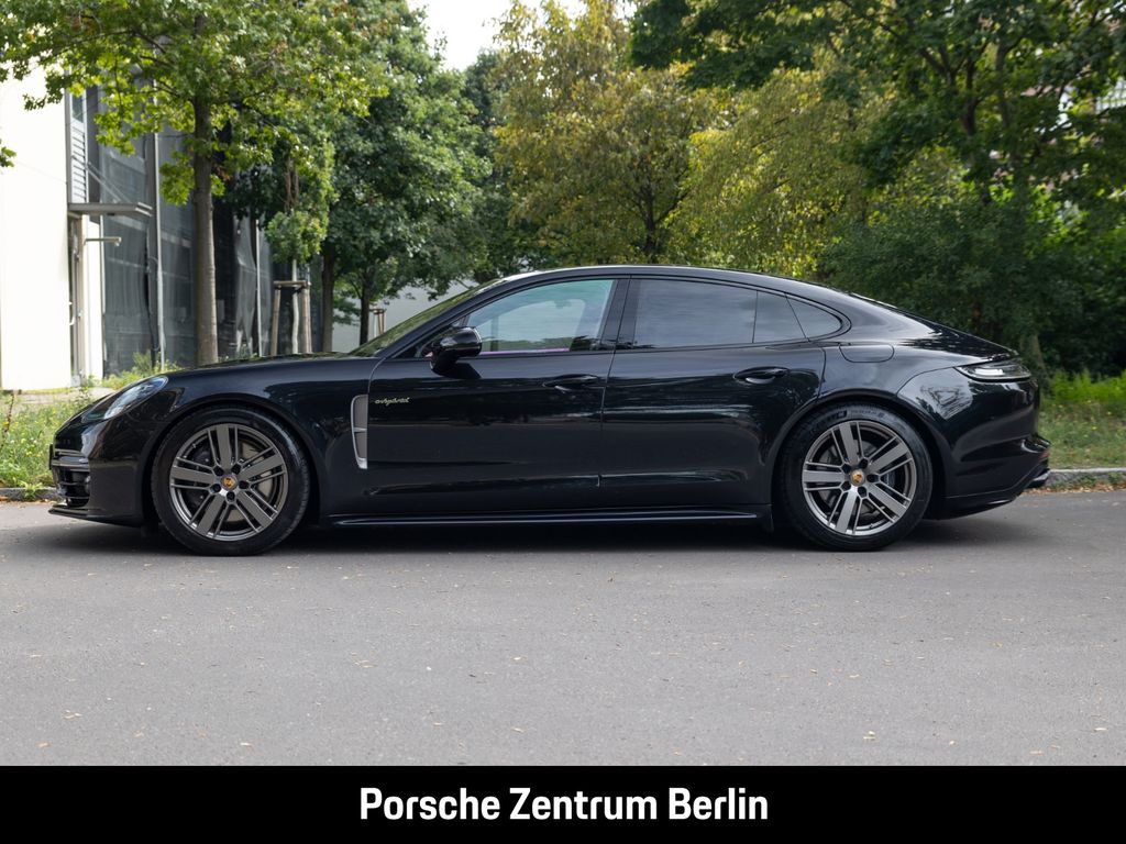 Porsche Panamera 2022