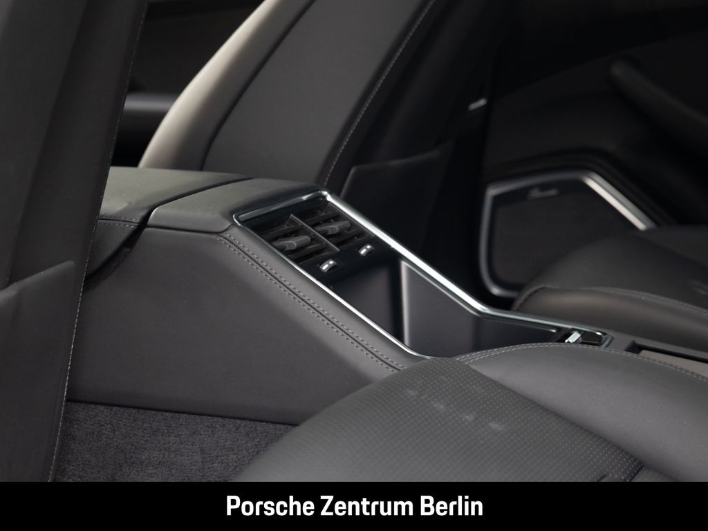 Porsche Panamera 2022