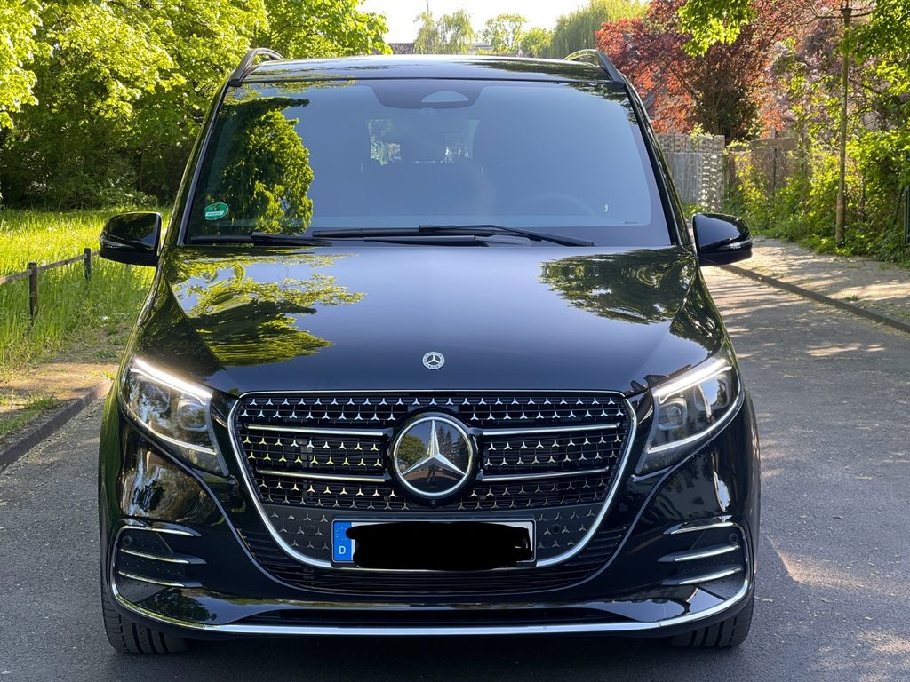 Mercedes-Benz V 300 2025