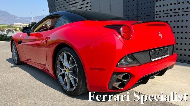 Ferrari California 2012