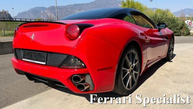 Ferrari California 2012