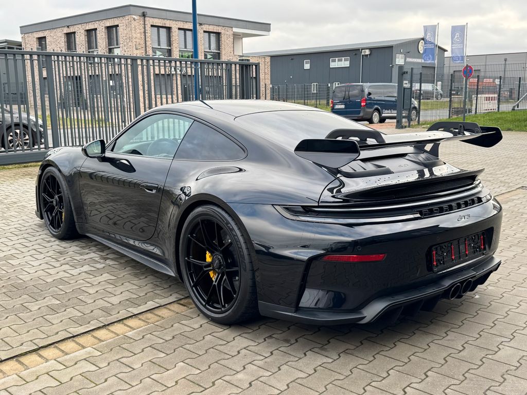 Porsche 992