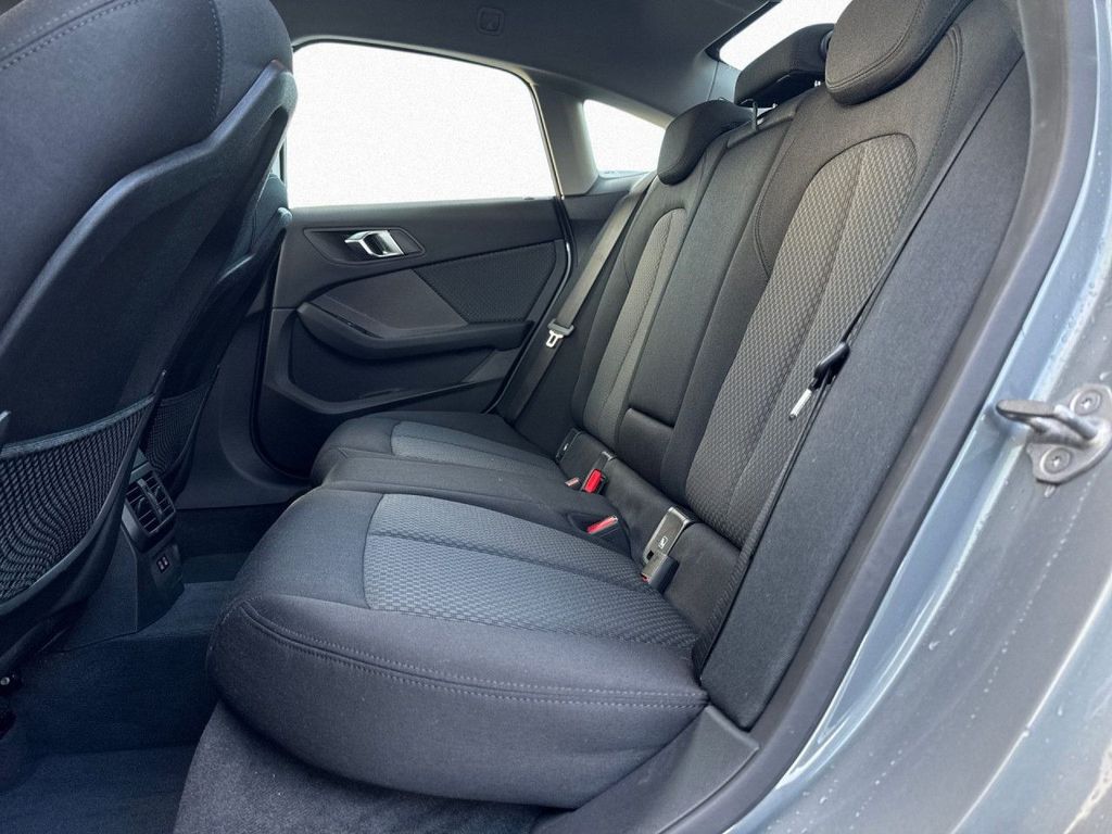 BMW 218 Gran Coupé 2024