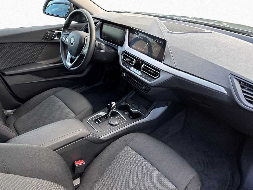 BMW 218 Gran Coupé 2024