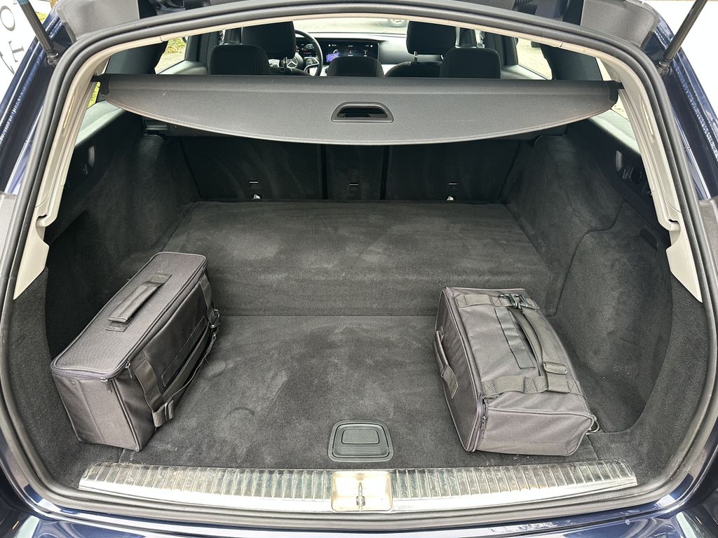 Mercedes-Benz E 300 2022