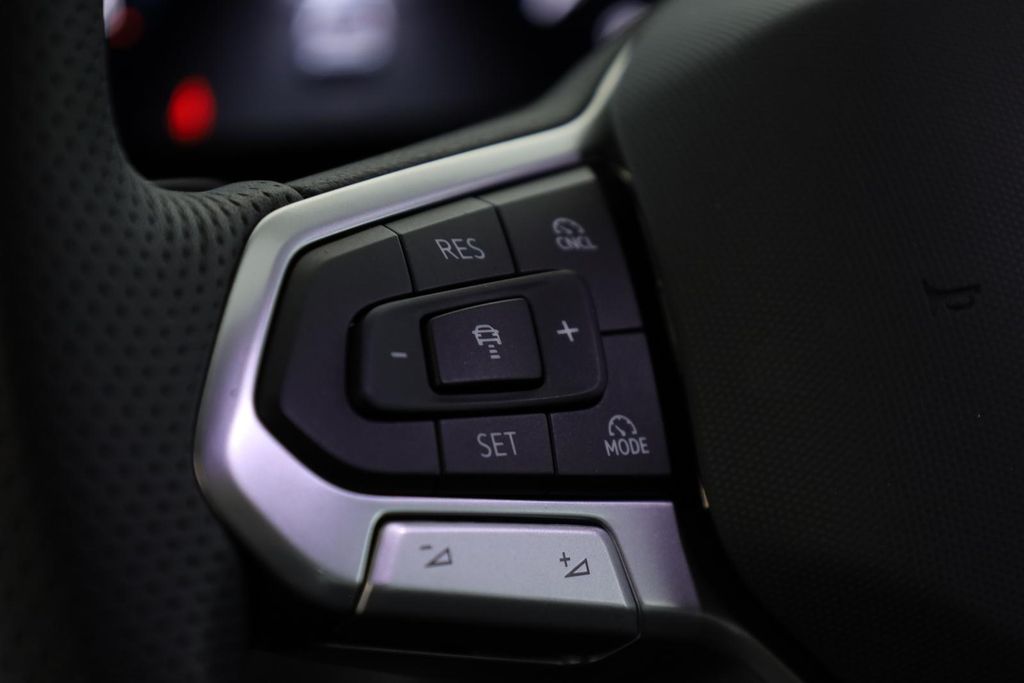 Volkswagen Tiguan 2025