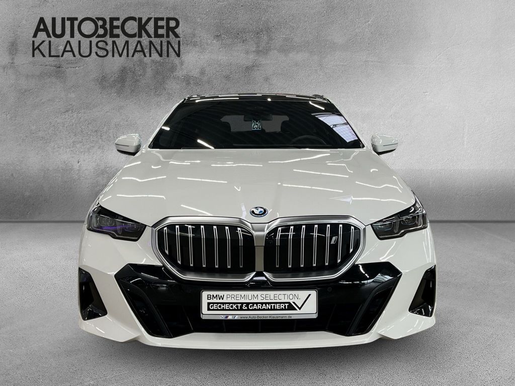 BMW i5 2025