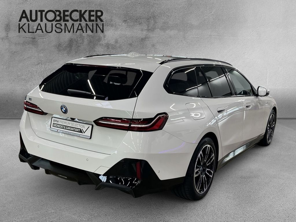 BMW i5 2025