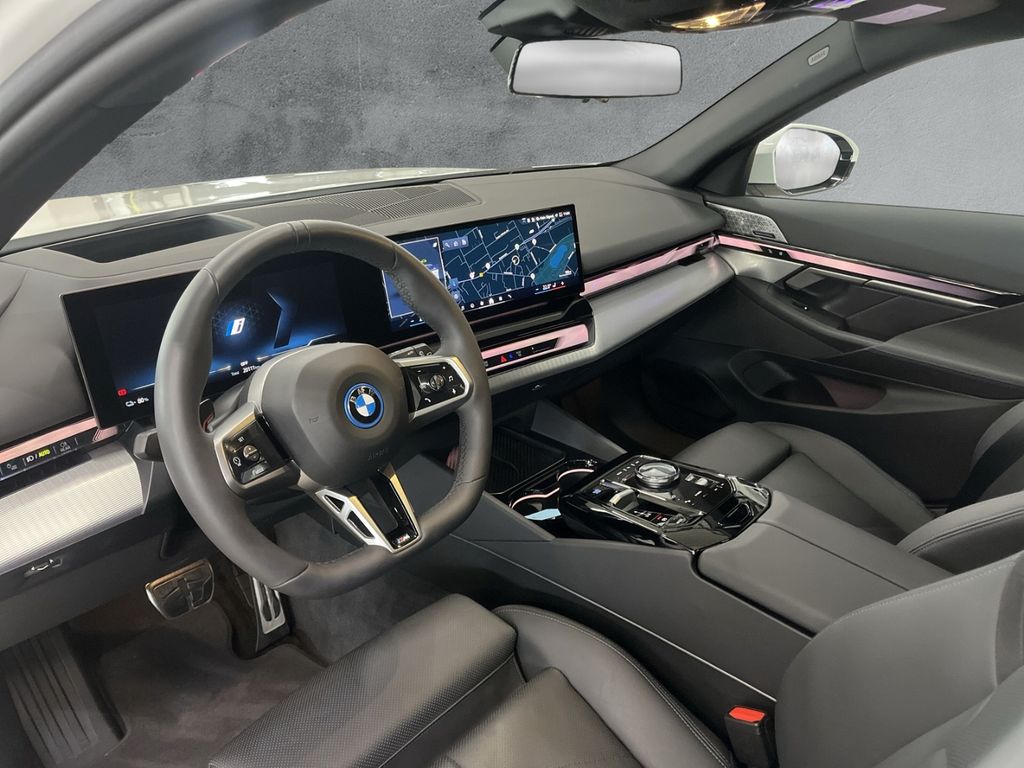 BMW i5 2025