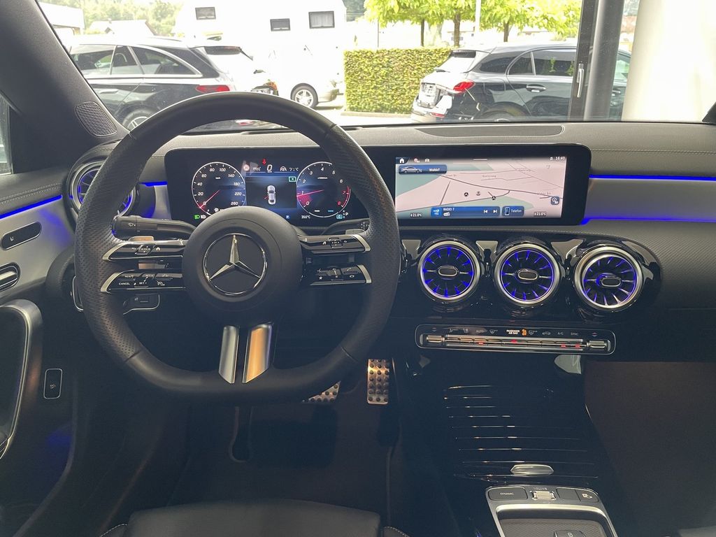 Mercedes-Benz CLA 220 2024