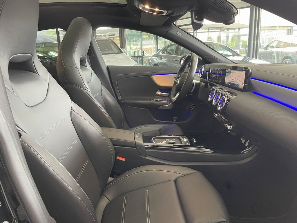 Mercedes-Benz CLA 220 2024