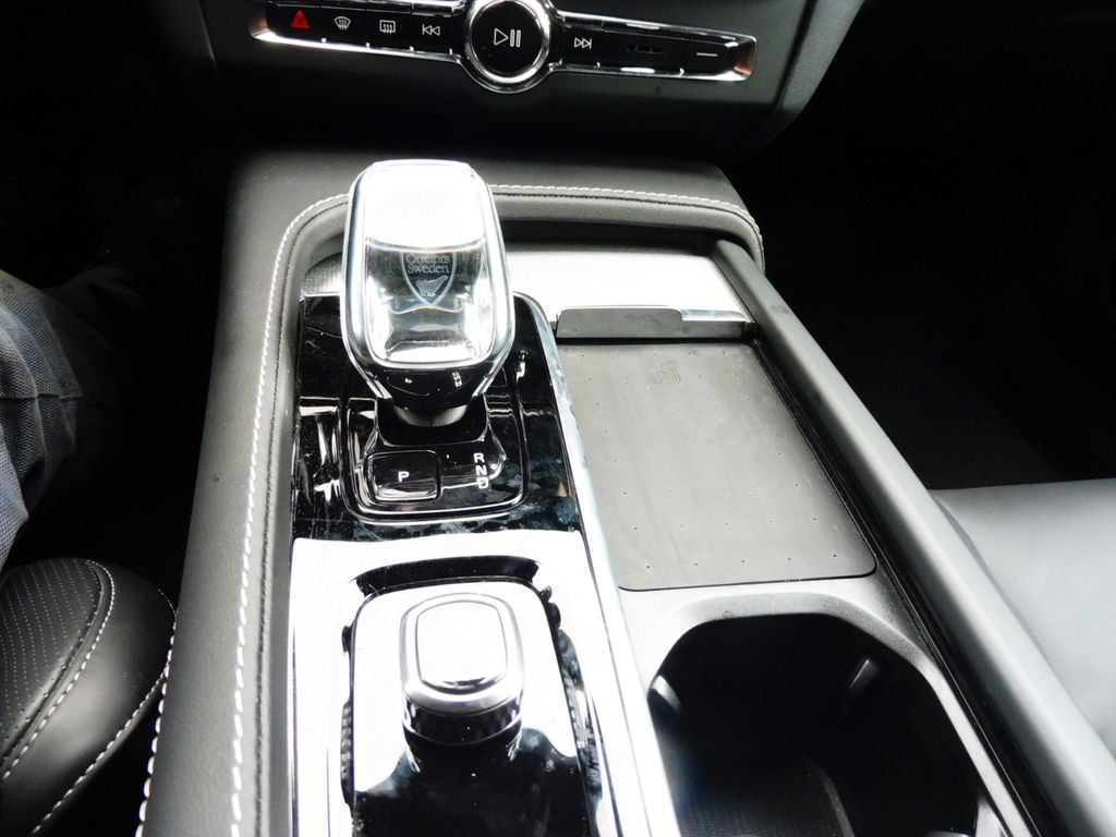 Volvo V90 Cross Country 2024