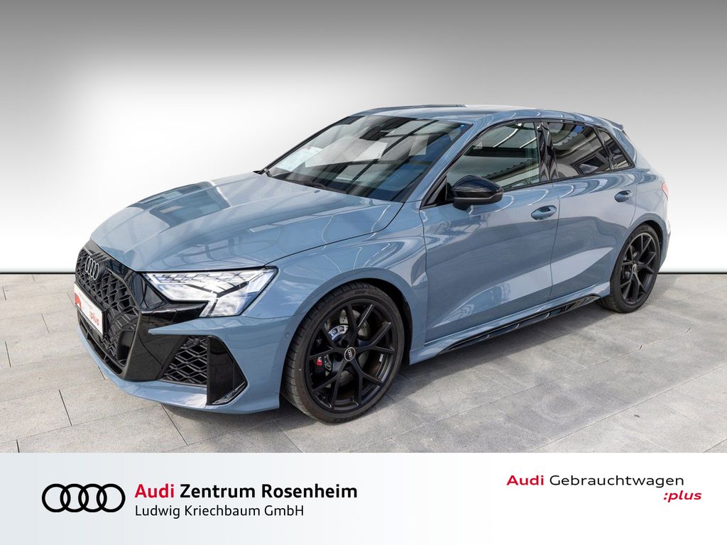 Audi RS3 2024