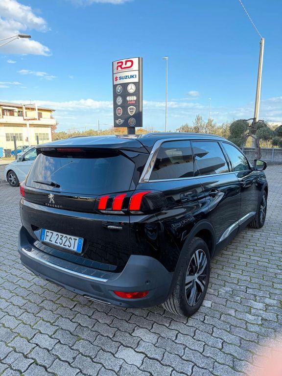 Peugeot 5008 2019
