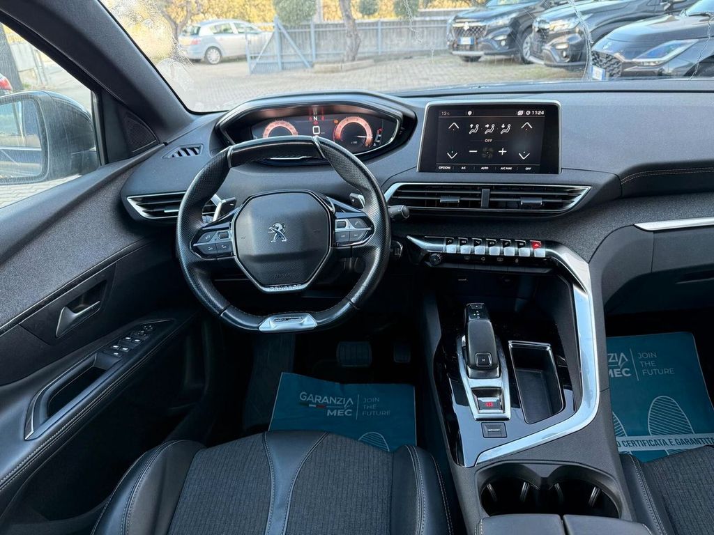 Peugeot 5008 2019