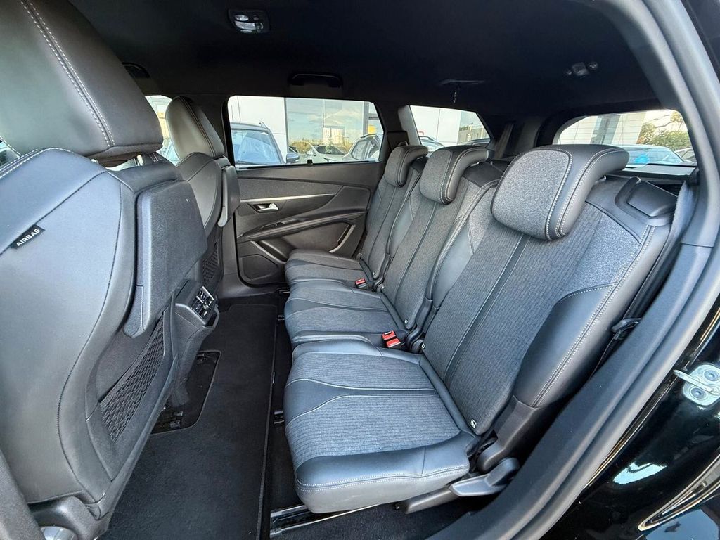 Peugeot 5008 2019