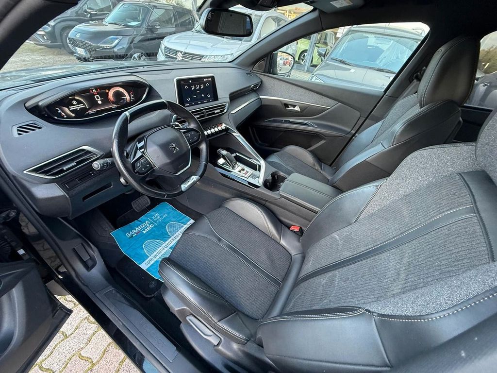Peugeot 5008 2019