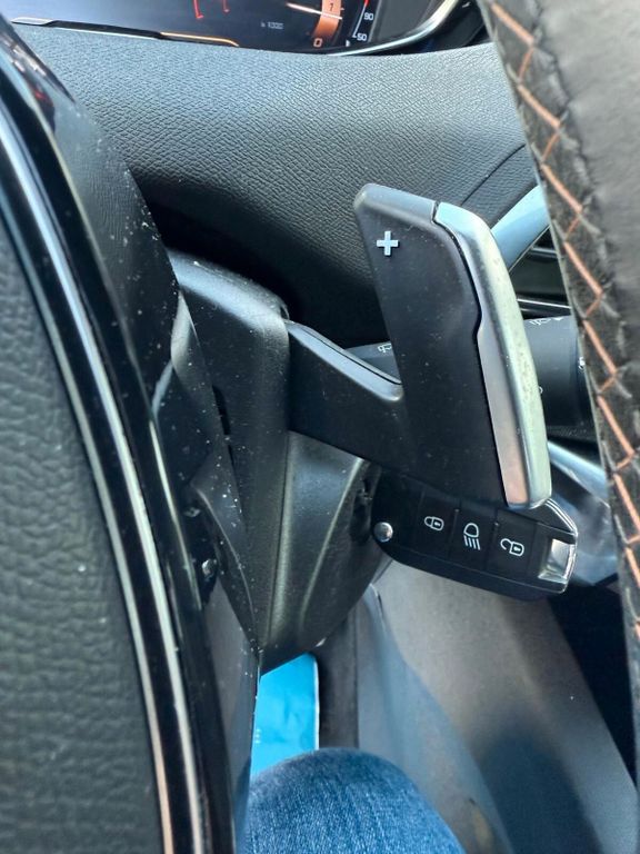 Peugeot 5008 2019