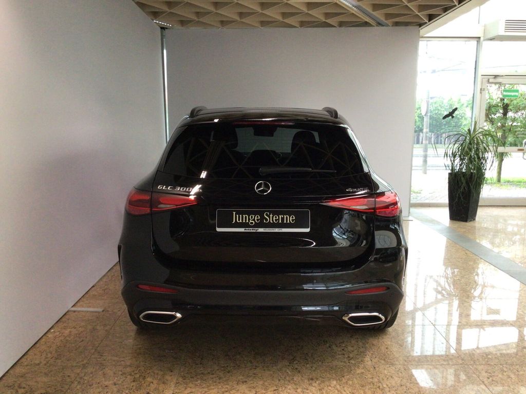 Mercedes-Benz GLC 300 2024